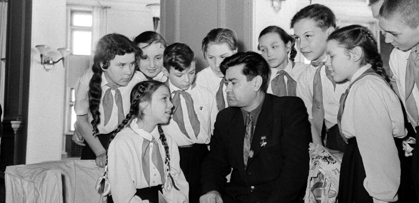 Герои нашего времени, имена которых носят школы