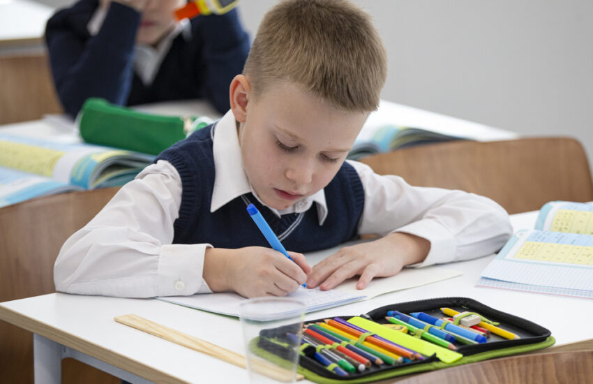 Красивый почерк у ребенка: как могут помочь родители