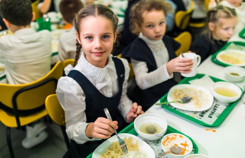 Что нужно знать родителям о новом меню и организации питания в московских школьных столовых