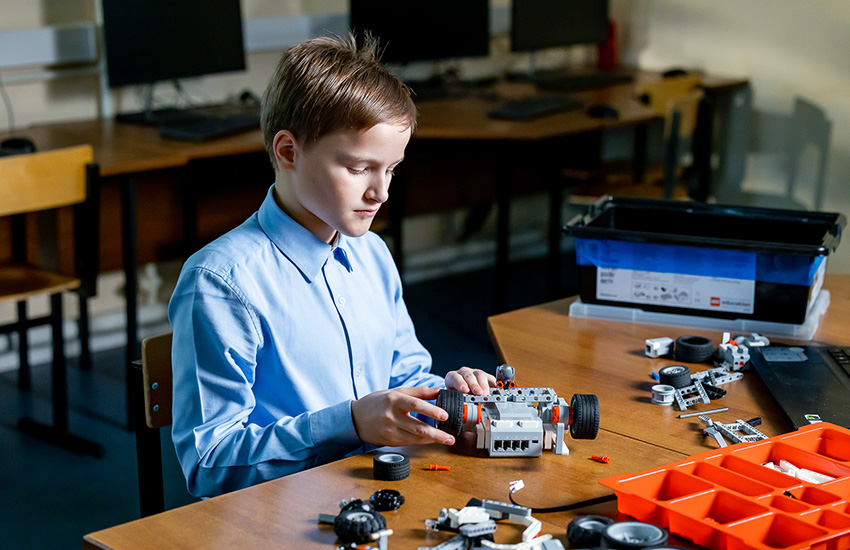 Московские школьники примут участие в турнире по робототехнике
