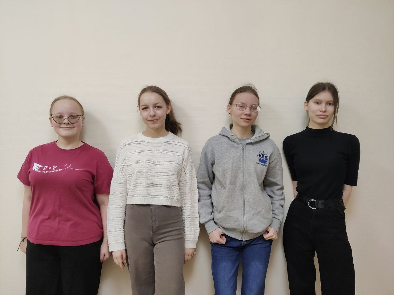 Московские школьницы завоевали три золотые медали на Европейской математической олимпиаде для девушек