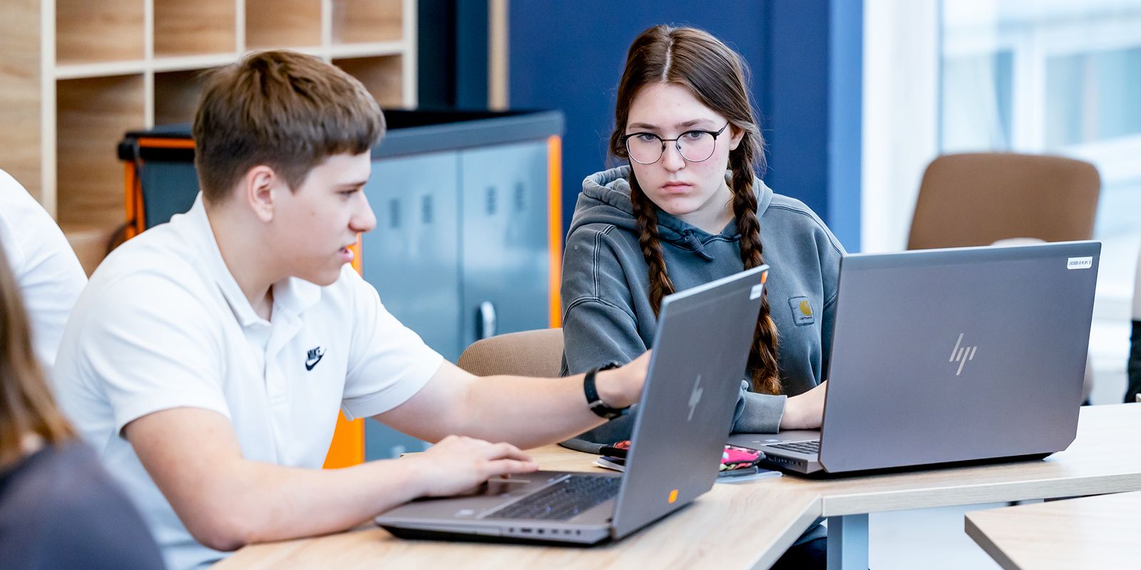 Команды московских школьников приглашают на олимпиаду по программированию