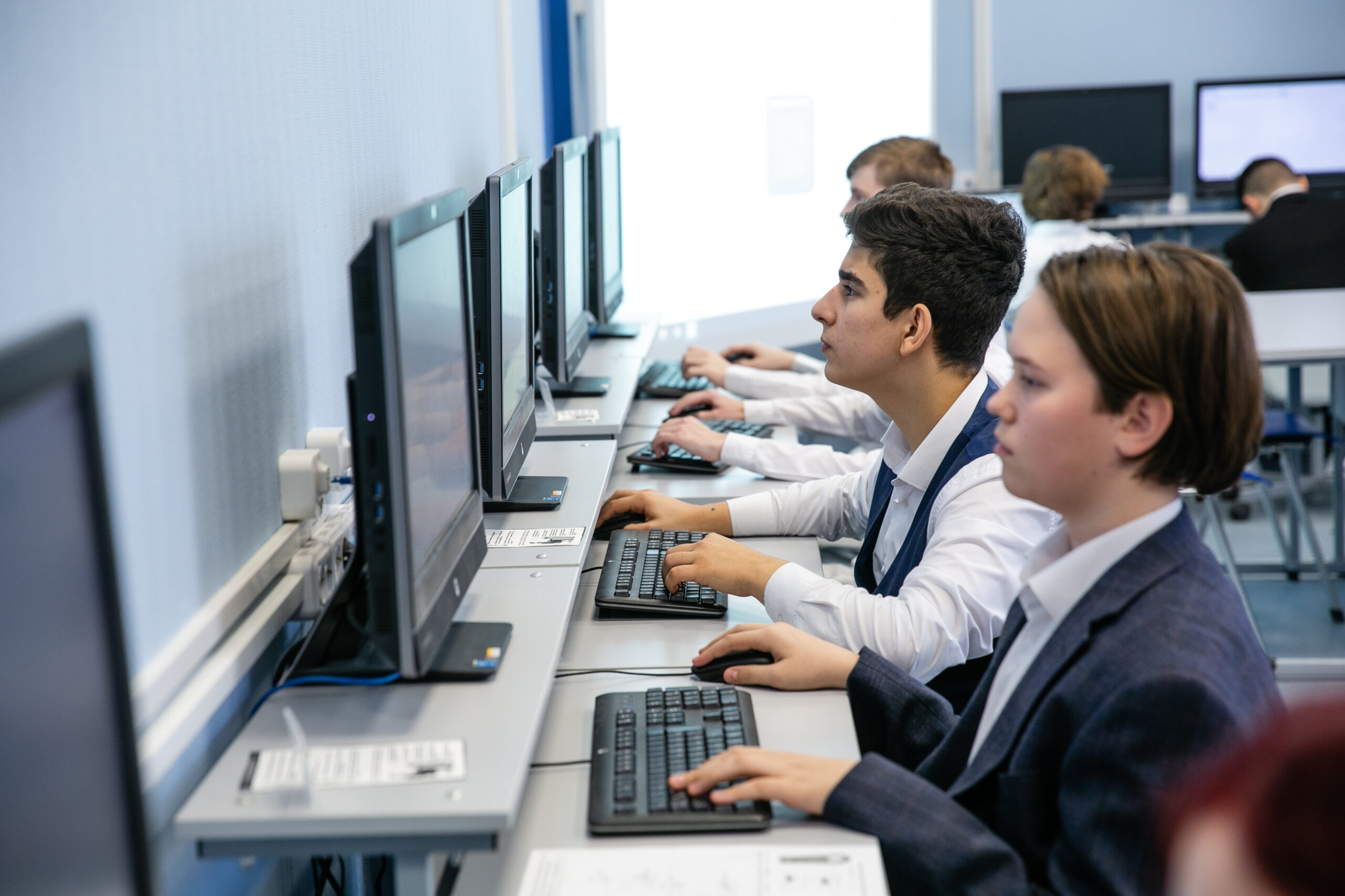 Ученики московских школ смогут готовиться к ЕГЭ по физике на онлайн-курсах