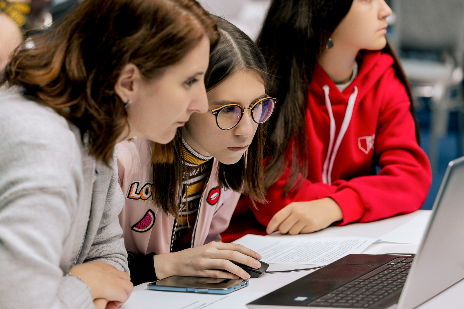 Московские школьники в числе лидеров по участию в «Уроке цифры» от Яндекса