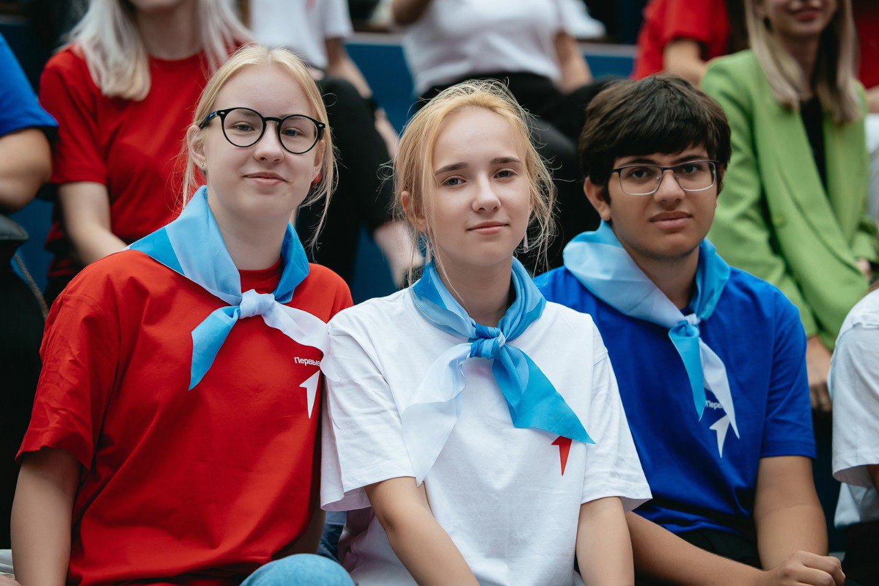 Как изменилась жизнь московских школьников и студентов за год с «Движением первых»