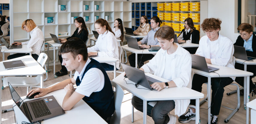 Московские школьники завоевали большинство наград Открытой олимпиады по программированию