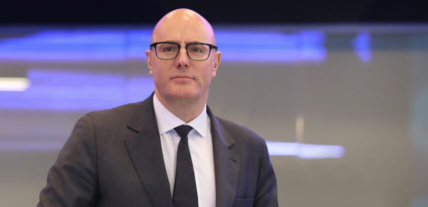 Дмитрий Чернышенко поздравил российских школьников с последним звонком