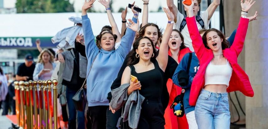 Выпускной в Парке Горького отпразднуют 40 тысяч московских школьников