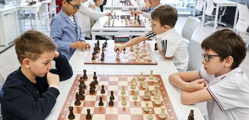 В этом учебном году юные москвичи записались в кружки и секции около 3,4 миллиона раз