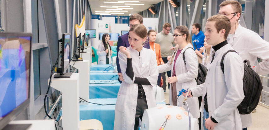 Экскурсии для будущих специалистов: столичные школьники посетили около двух тысяч экскурсий на предприятиях Москвы