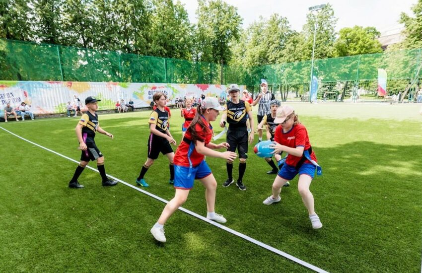 Московские школьники и студенты колледжей приняли участие в программах профессиональных спортивных клубов