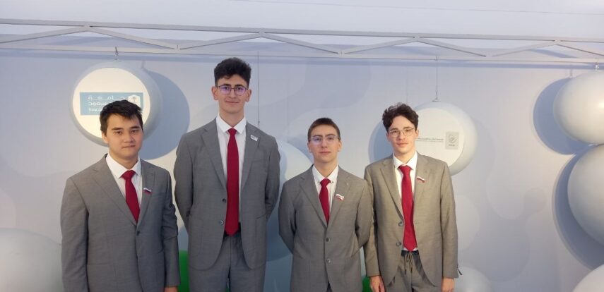 Сергей Кравцов поздравил медалистов 56-й Международной химической олимпиады