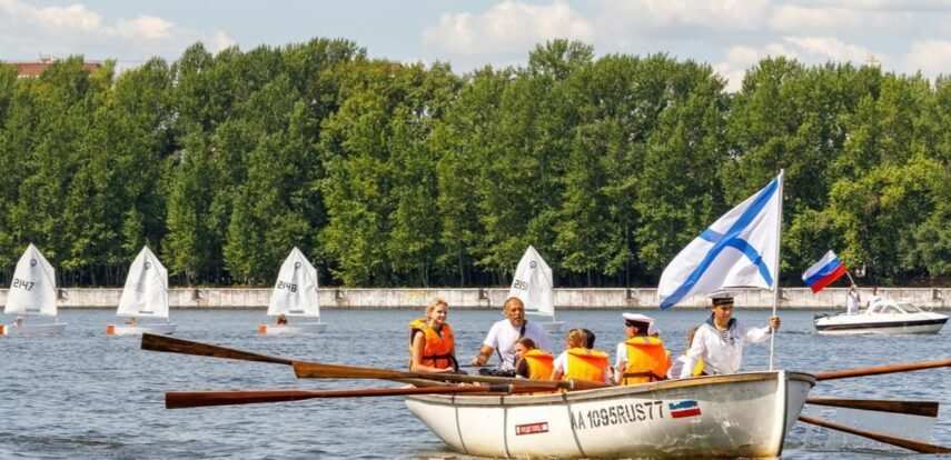 Москвичи отметили День ВМФ в Морском центре имени Петра Великого