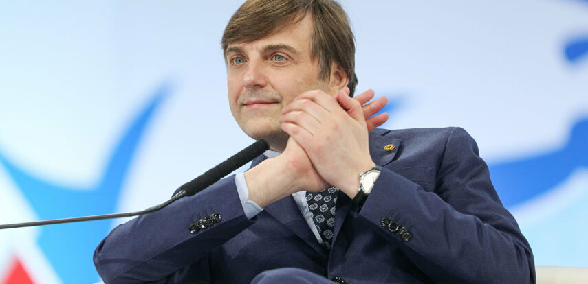 Интервью министра просвещения России Сергея Кравцова газете &laquo;Ведомости&raquo;
