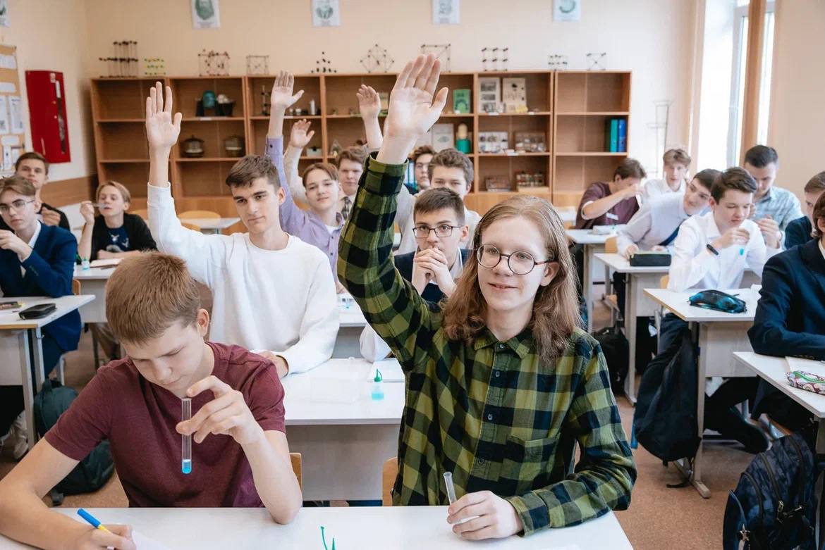 Девятиклассники успешно сдали ОГЭ благодаря программе индивидуальной подготовки