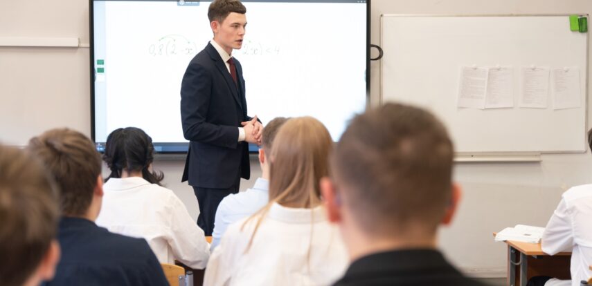 Минпросвещения России разработало памятку по противодействию физическому и психическому насилию, травле в школах