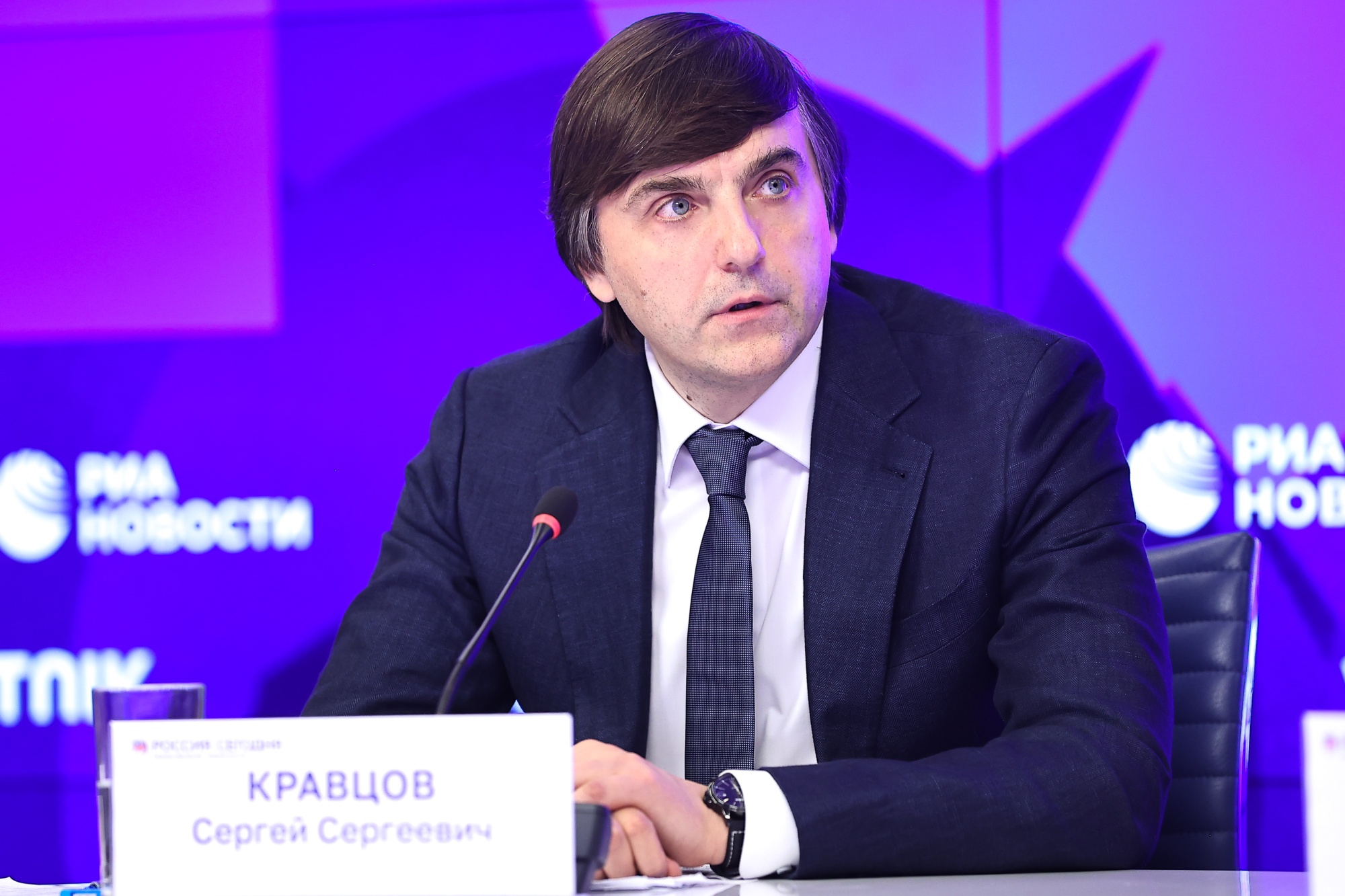 Сергей Кравцов: «Основной период ЕГЭ-2025 прошел на высоком организационном уровне и без серьезных нарушений»