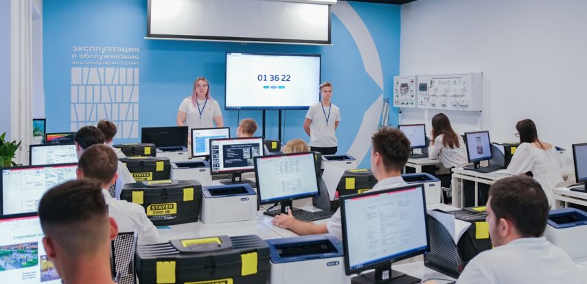 Приемная кампания – 2025 в СПО: число заявлений увеличилось уже на 800 тысяч