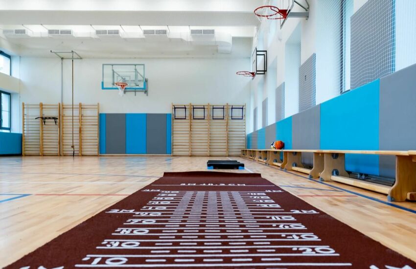 Более 100 современных спортзалов открылись в столичных школах после реконструкции по проекту «Моя школа»