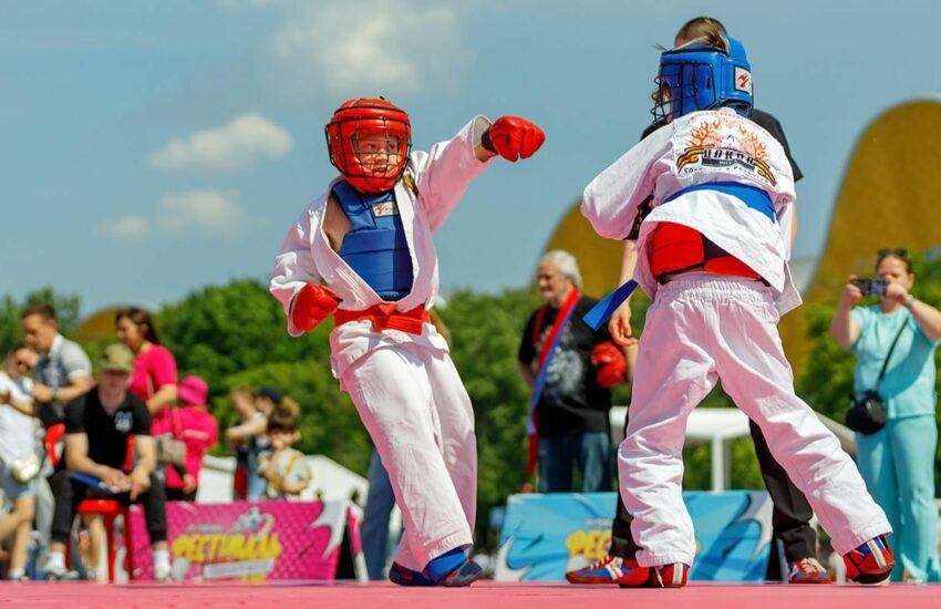 Спортивные клубы открыты во всех школах и колледжах Москвы