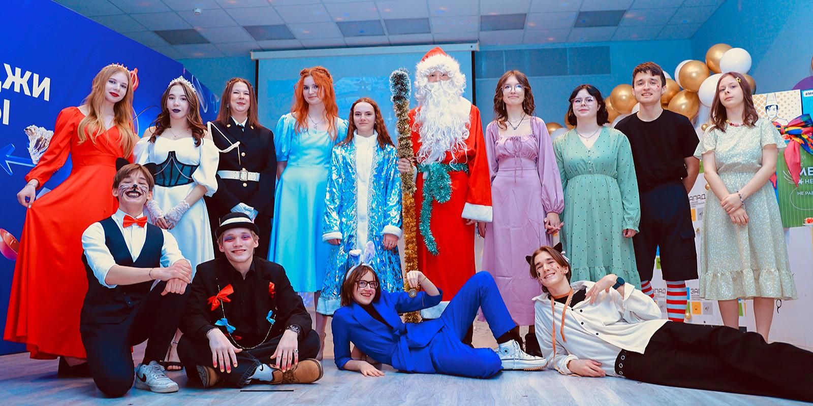 Благотворительные акции и творческие конкурсы: как столичные колледжи отмечают Новый год