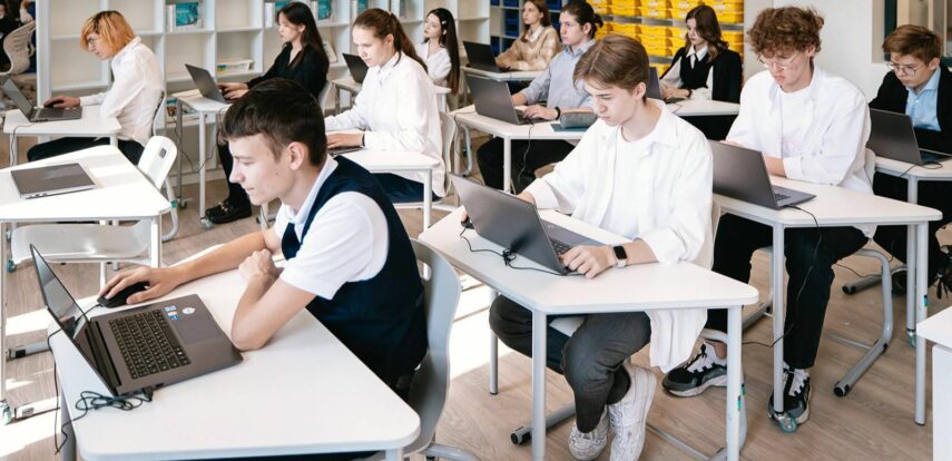 Видеоуроки, тесты и виртуальные лаборатории: назван самый популярный контент в библиотеке «МЭШ» в 2025 году