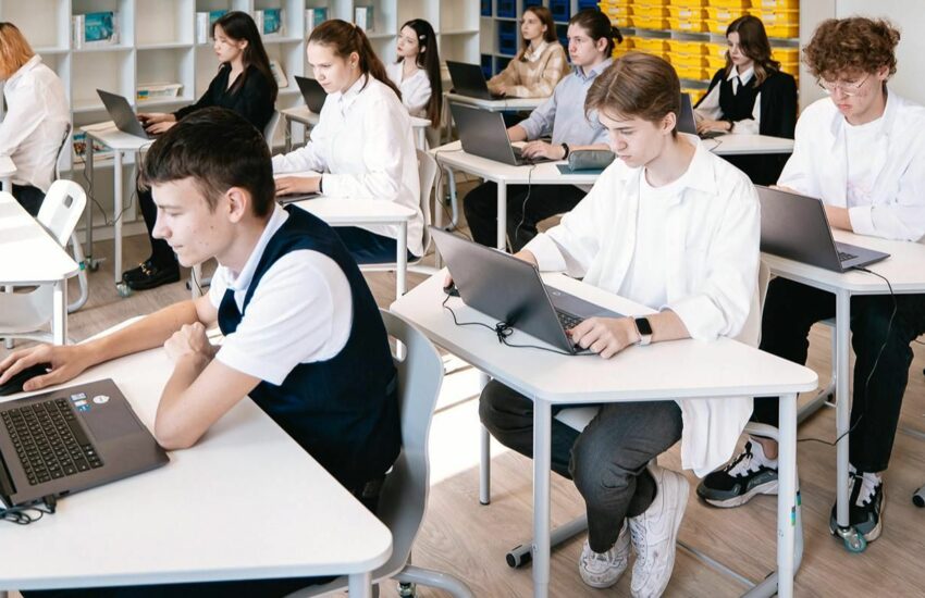 В Москве стартовала запись на сдачу двух ОГЭ для поступления в колледжи