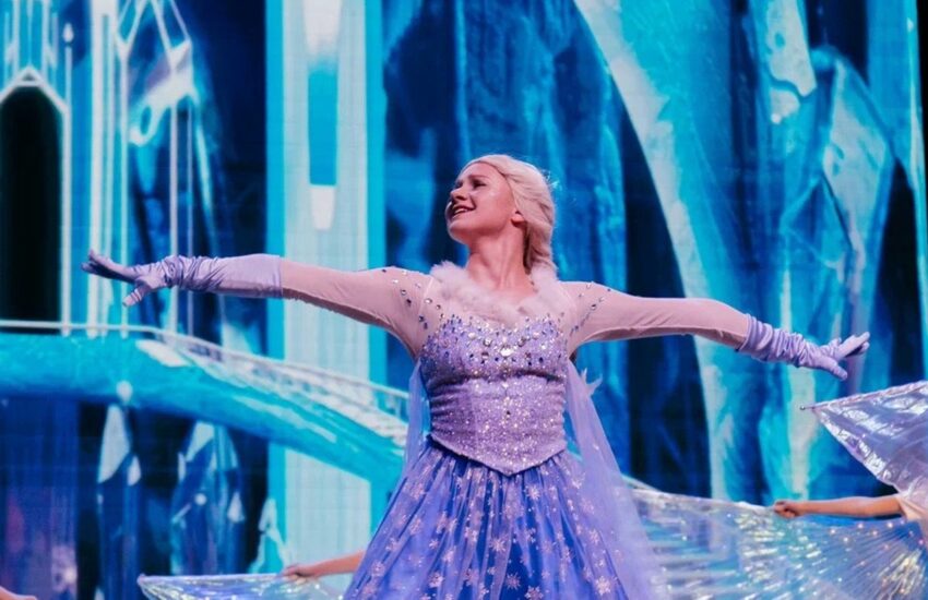 Более 30 тысяч юных москвичей посетили праздничные елки и мастер-классы в центрах допобразования