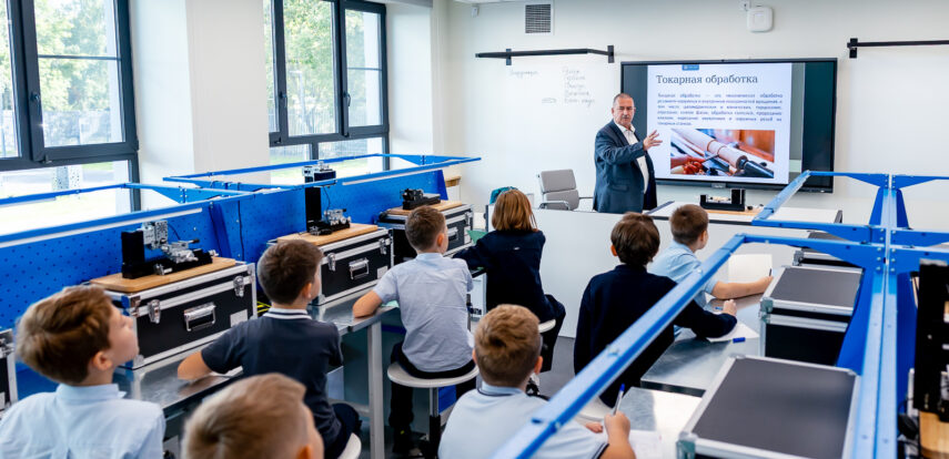 Фермерство, робототехника и балет: какие кружки и секции открыты в обновленных школах