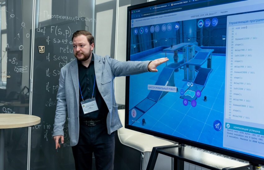 Три тысячи московских учителей пройдут обучение по работе с нейросетями