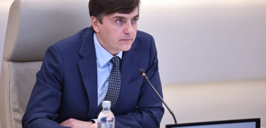 Сергей Кравцов впервые провел совещания с директорами всех школ России