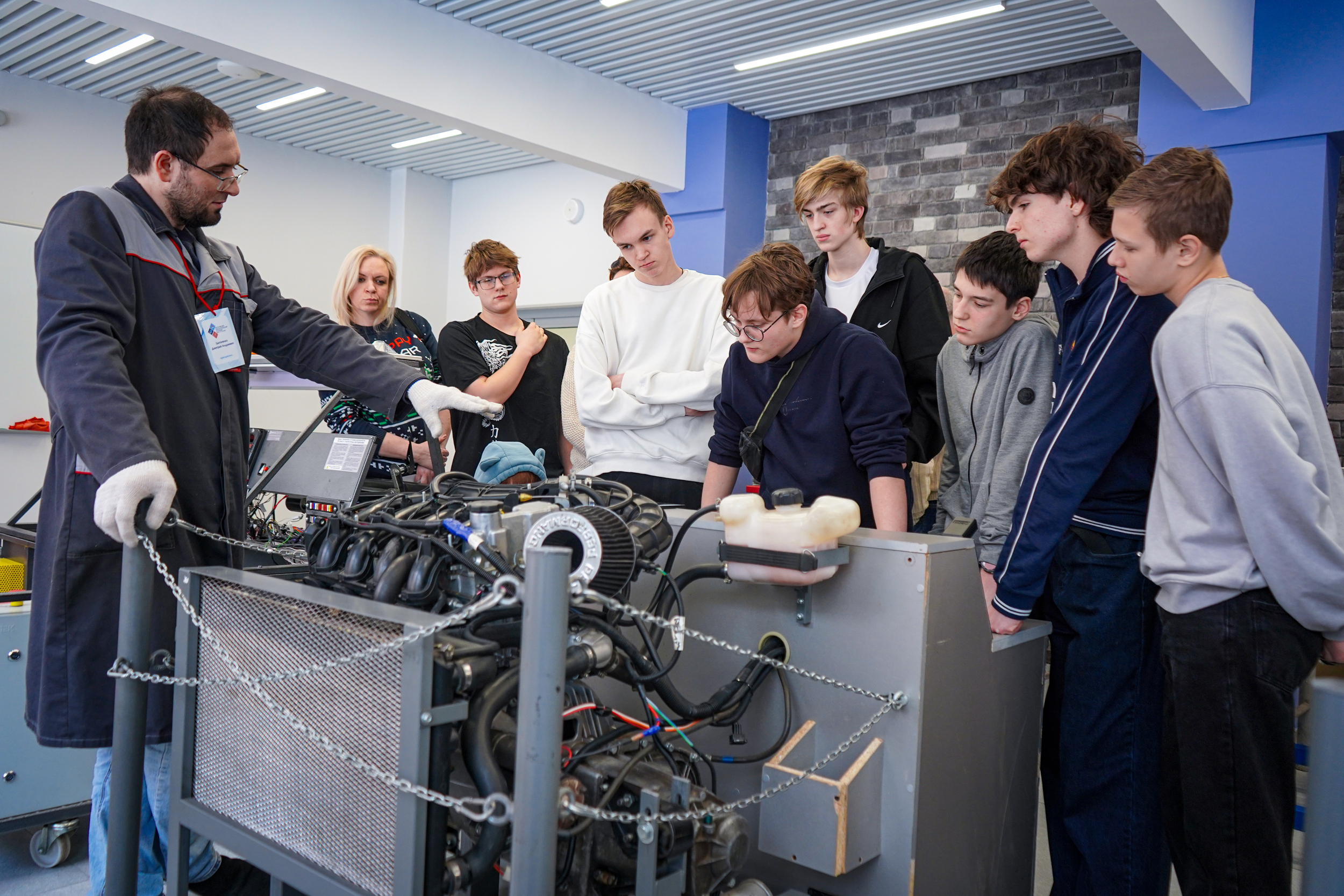 Столичные колледжи приглашают школьников на дни открытых дверей