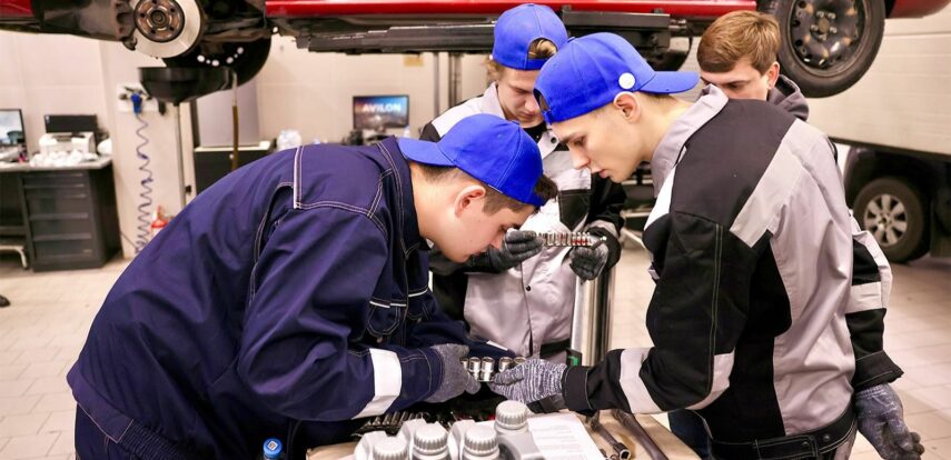 Столичные колледжи совместно с работодателями обновили образовательные программы по транспортным специальностям