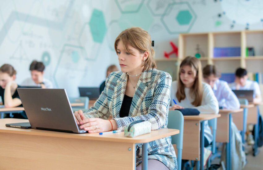 В «Московской электронной школе» появился ИИ-репетитор для подготовки к ЕГЭ