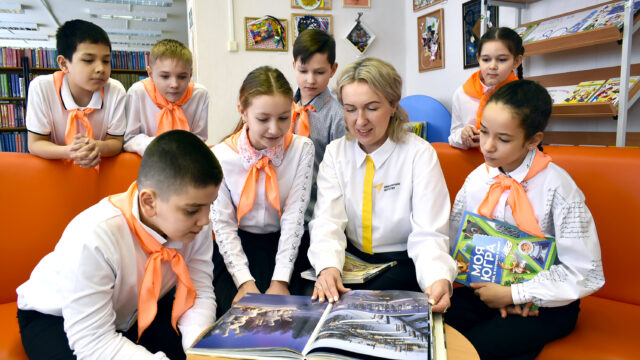 В День наставника Всероссийский проект «Навигаторы детства» объявил о расширении