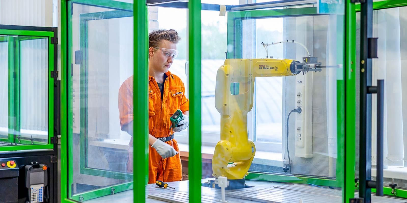 Почти 500 школьников и студентов колледжей примут участие в итоговом межрегиональном этапе чемпионата «Профессионалы»