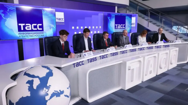 15 школьников представят Россию на 60-й Международной Менделеевской олимпиаде по химии, которая пройдет в Москве