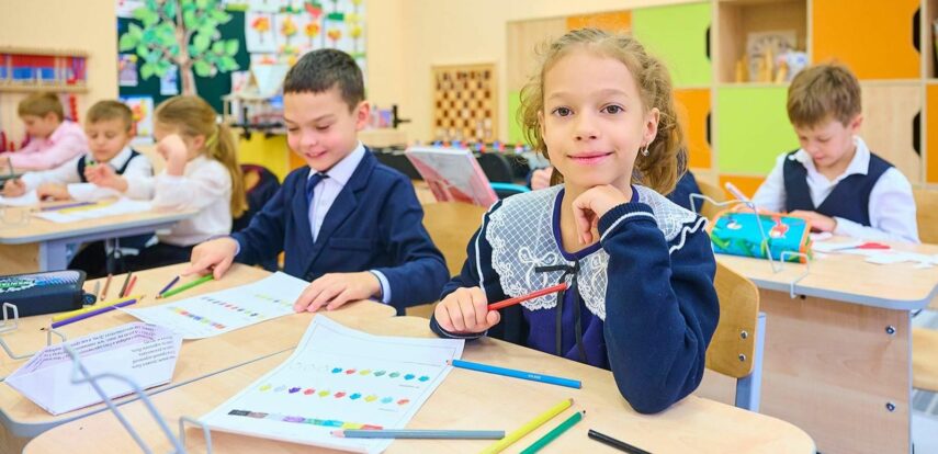 Обновленный сервис на портале mos.ru поможет записать ребенка в первый класс онлайн