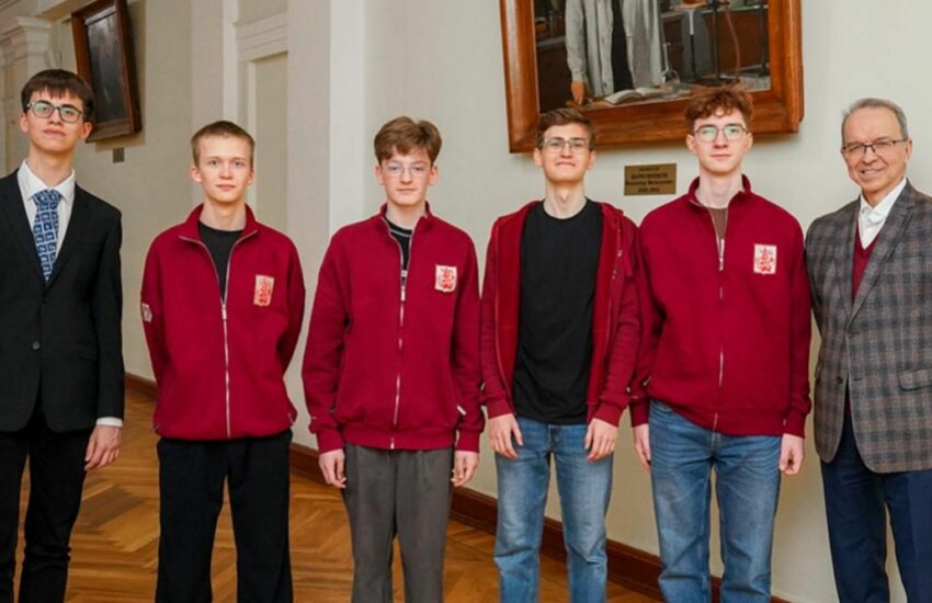 В Москве начинается 60-я Международная Менделеевская олимпиада школьников по химии