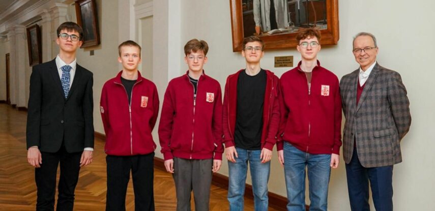 В Москве начинается 60-я Международная Менделеевская олимпиада школьников по химии