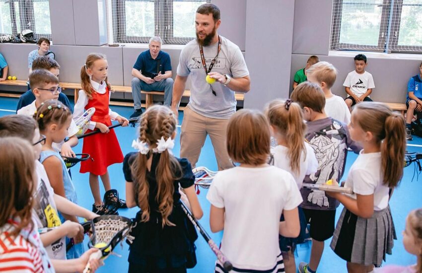 Дни открытых дверей: известные спортсмены проведут мастер-классы в обновленных школах Москвы
