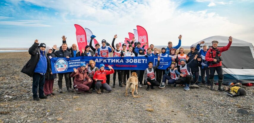 «Арктический вызов»: московские школьники и студенты устроили забег на мысе Челюскин